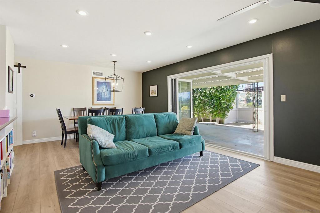8426 Fireside Ave - photo 3