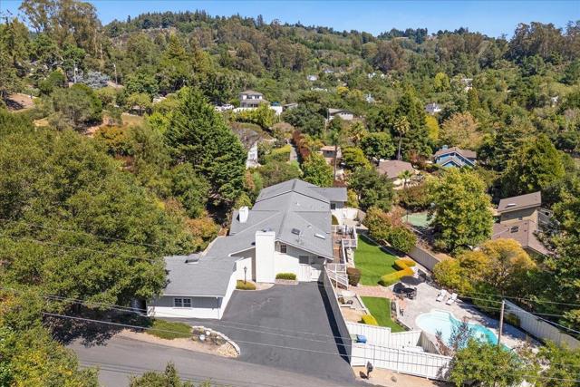 455 Calle Del Sol, Aptos CA: https://media.crmls.org/mediaz/95d686f0-4c2b-42c6-969d-f3bec6f67bc3.jpg