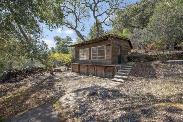 100 Wood Road, Los Gatos CA: https://media.crmls.org/mediaz/95d6f5e7-51b3-49c4-8525-9e6998af4857.jpg