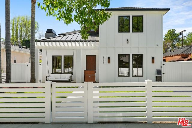 4153 Vantage Avenue, Studio City CA: https://media.crmls.org/mediaz/95d72827-47c2-4944-b677-8772dce76b52.jpg