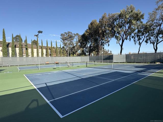 10286 Walnutdale St, San Diego CA: https://media.crmls.org/mediaz/95d9081e-58e2-49b0-883a-c1fbabb57801.jpg