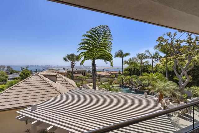 617 Gage Drive, San Diego CA: https://media.crmls.org/mediaz/95d98891-6620-436f-9a53-0fd1ede3cc99.jpg