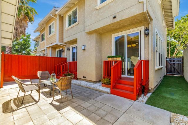 425 Carpentier Way, San Jose CA: https://media.crmls.org/mediaz/95d9b2ef-8dc1-4a87-b29b-01e5952aec66.jpg