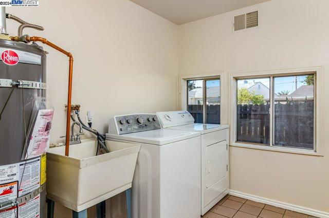 Image 18 of 45 For 15094 Alexandria St