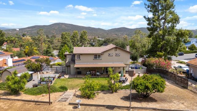 25744 Caryn Ct., Ramona CA: https://media.crmls.org/mediaz/95dab705-fef0-4866-b54e-096d823a6ad5.jpg