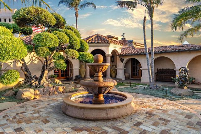 4652 Resmar Road, La Mesa CA: https://media.crmls.org/mediaz/95db5e95-4950-483d-a3a3-44f64835b356.jpg
