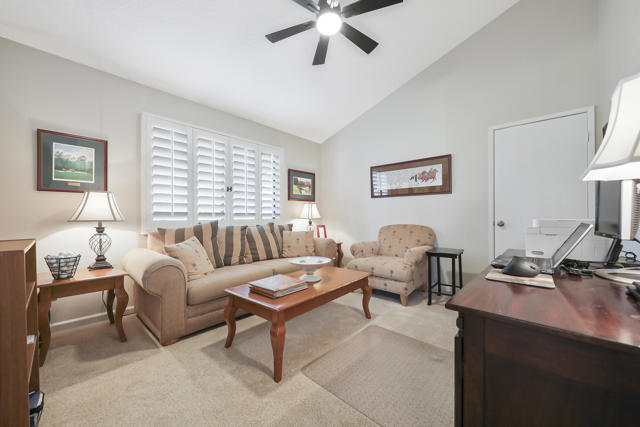 38488 Gazania Circle, Palm Desert CA: https://media.crmls.org/mediaz/95dbb26a-3d9d-4a1b-b21e-9ac8f1b89b44.jpg