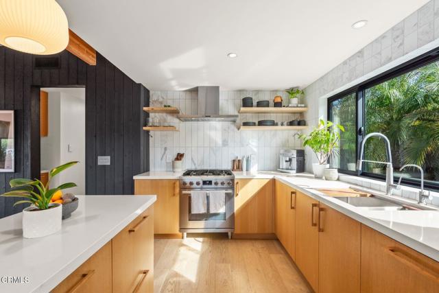 Detail Gallery Image 7 of 36 For 130 Olive St, Oak View,  CA 93022 - 3 Beds | 2 Baths