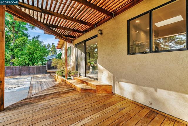 61 Alberta Ter, Walnut Creek CA: https://media.crmls.org/mediaz/95dcf479-5599-4c55-834a-3cb0fa46e761.jpg