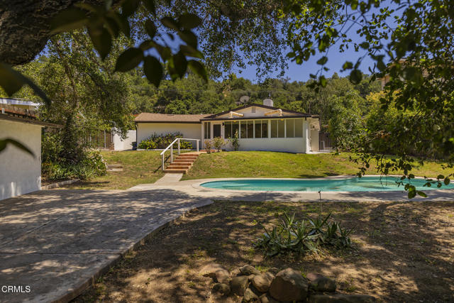 1853 Country Place, Ojai CA: https://media.crmls.org/mediaz/95ddc949-12cc-4846-8897-f0ec850612d1.jpg