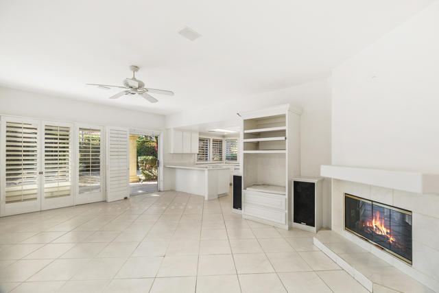 2 Vistara Drive, Rancho Mirage CA: https://media.crmls.org/mediaz/95de0bde-0527-46da-bac4-2f0eea22888b.jpg