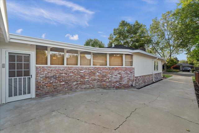1216 Hermosa Way, San Jose CA: https://media.crmls.org/mediaz/95dee4ef-309e-4994-8ee6-0c448c8080de.jpg