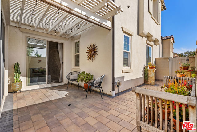 115 Primrose Drive, Foothill Ranch CA: https://media.crmls.org/mediaz/95e07494-2899-4a97-909a-e375687fd268.jpg