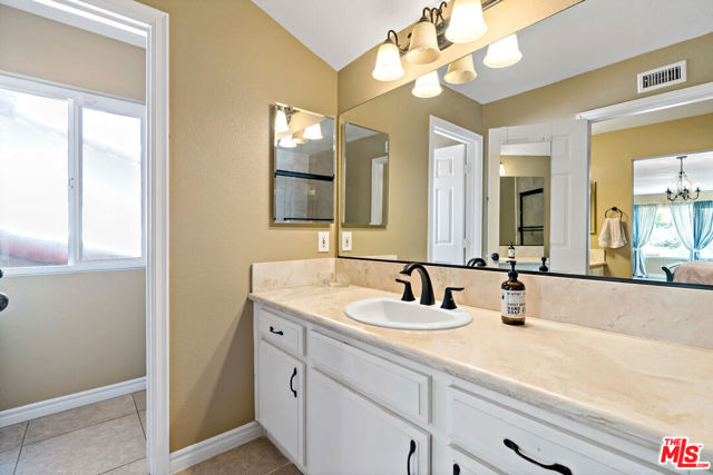 683 Triunfo Canyon Road, Westlake Village CA: https://media.crmls.org/mediaz/95e13218-6a53-458f-9daa-10872ec19b0c.jpg