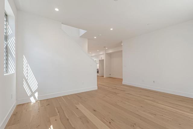 178 Oak Circle, Walnut Creek CA: https://media.crmls.org/mediaz/95e1b535-0fa1-4d66-b3b6-7f3130324304.jpg