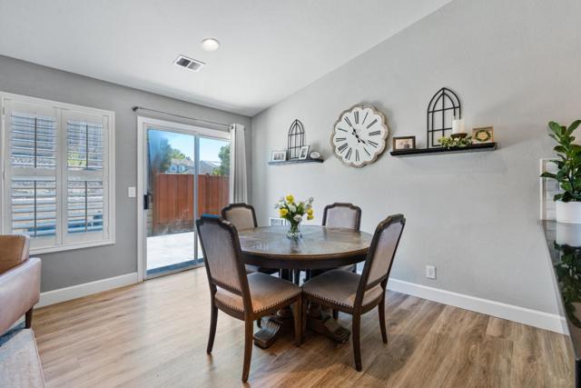 2399 Paradise Drive, Hollister CA: https://media.crmls.org/mediaz/95e2003e-3c7d-435c-bd09-97b9db0358e3.jpg