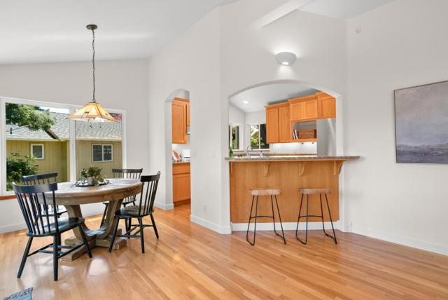 562 Cuesta Drive, Aptos CA: https://media.crmls.org/mediaz/95e266f8-0ecb-4967-b8b1-78177d24ce68.jpg
