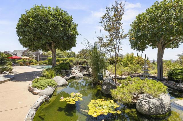 14963 Huntington Gate Drive, Poway CA: https://media.crmls.org/mediaz/95e28833-1565-43ef-8671-a83d819e5d08.jpg