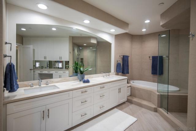 1099 1st st, Coronado CA: https://media.crmls.org/mediaz/95e2970b-195e-487f-a9ec-3f27ee25d460.jpg