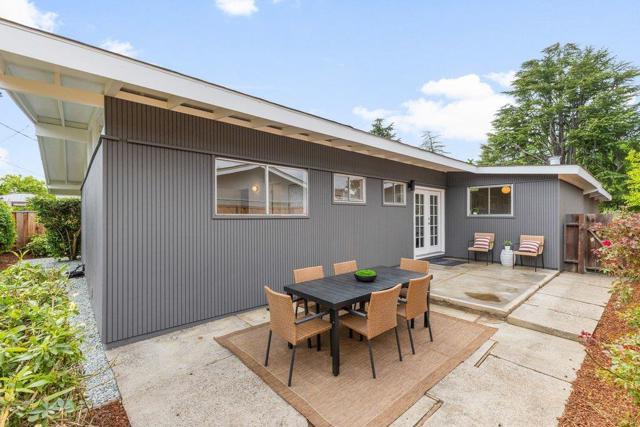 385 Cronin Drive, Santa Clara CA: https://media.crmls.org/mediaz/95e358d0-6206-4f3c-a9cb-8e21fc5ba455.jpg