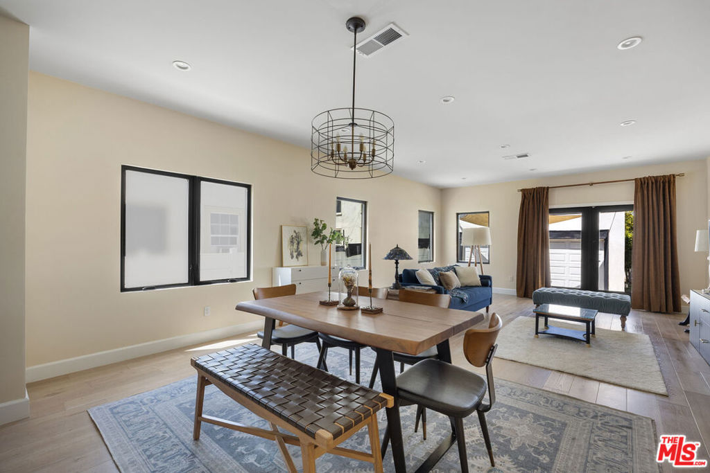 MLS #25537291 img 14