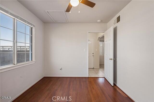 Detail Gallery Image 8 of 11 For 45027 Division St, Lancaster,  CA 93535 - 3 Beds | 2 Baths