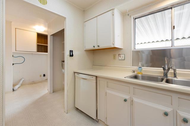 2395 Delaware Avenue, Santa Cruz CA: https://media.crmls.org/mediaz/95e7ca80-7456-465a-81dd-b0e70e9bcb8a.jpg