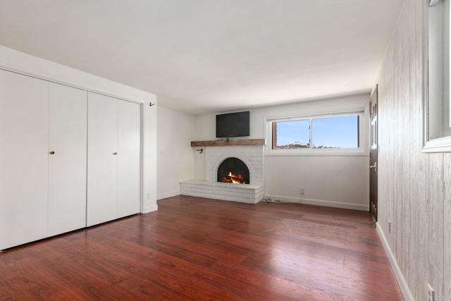 1628 Lone Oak Rd, Vista CA: https://media.crmls.org/mediaz/95ea2009-a5c0-4d50-b85d-3e896eb83232.jpg