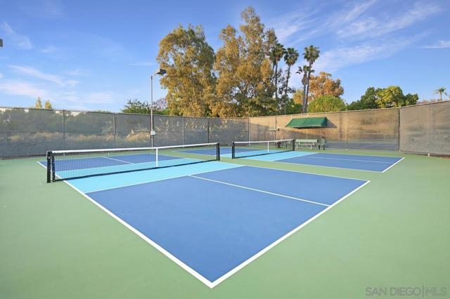 701 Fino Glen, Escondido CA: https://media.crmls.org/mediaz/95eb4c5a-d025-4666-89be-4975ff1b39d5.jpg