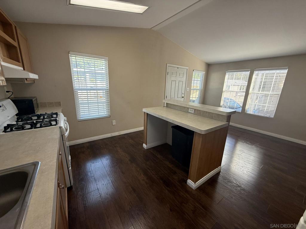 MLS #250032080SD image #7