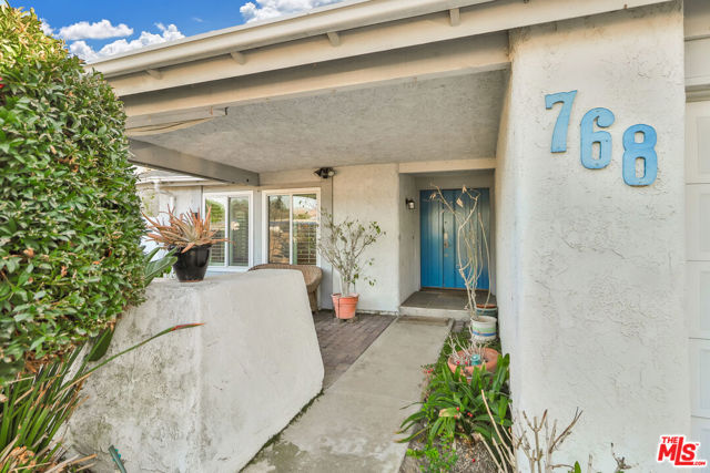 768 Aileen Street, Camarillo CA: https://media.crmls.org/mediaz/95ecabb4-3660-4d36-9fca-a5c78d91fdb4.jpg
