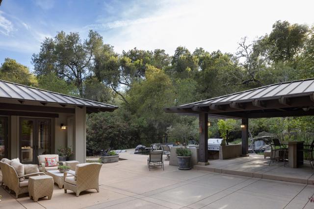7 Rumsen Trace, Carmel CA: https://media.crmls.org/mediaz/95ed70e0-35ad-4000-a7d2-caff17e18103.jpg