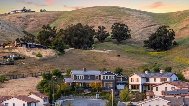 288 Campina Court, Fremont CA: https://media.crmls.org/mediaz/95ed8f07-fdbc-4868-a091-2205d5f21977.jpg