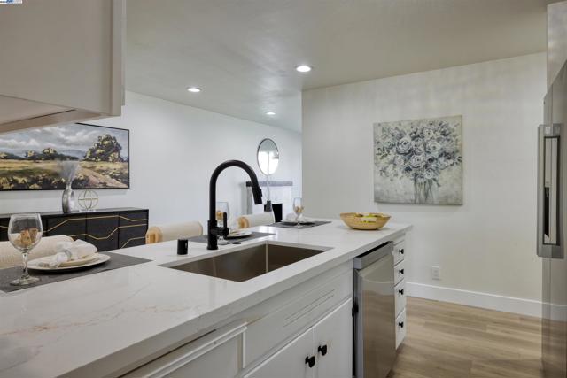 4152 Converse St, Fremont CA: https://media.crmls.org/mediaz/95ee66d8-4e1f-4b9b-ba03-c6aa859ea14d.jpg