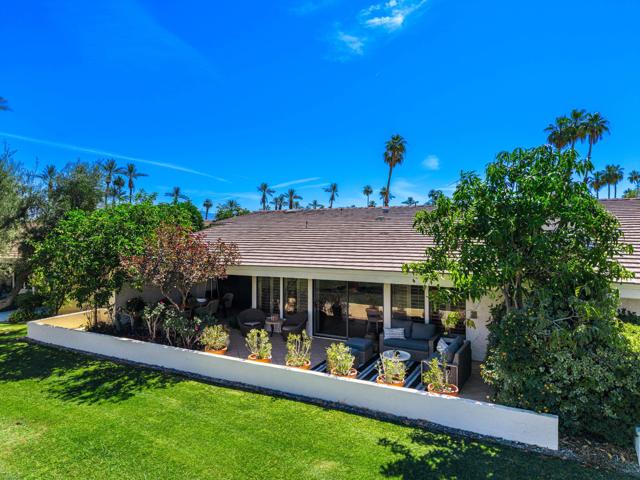 44825 Guadalupe Drive, Indian Wells CA: https://media.crmls.org/mediaz/95eeac0c-10ed-4cb6-9e5a-15623c71a740.jpg
