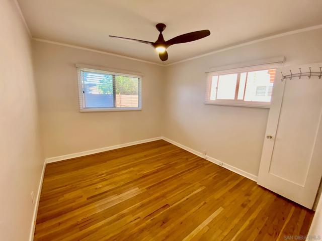 4830 4832 Utah St, San Diego CA: https://media.crmls.org/mediaz/95ef3819-41ad-437b-9347-7b23f23a8c8e.jpg