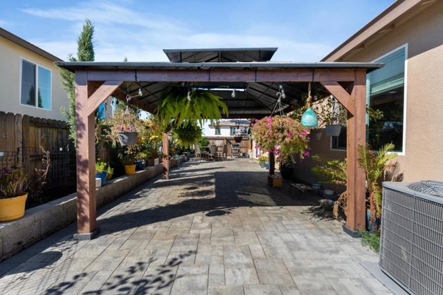 2141 Wildflower Drive, Hollister CA: https://media.crmls.org/mediaz/95ef902a-3be6-41f0-91a3-1f586a3c1f87.jpg