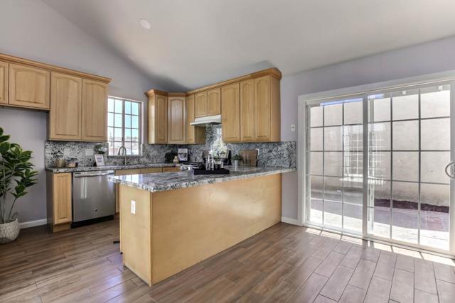 1165 Camano Court, San Jose CA: https://media.crmls.org/mediaz/95efcba1-7844-4d3a-88b1-bda62d93ea8c.jpg