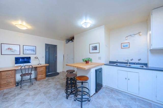 0 Santa Fe 4 SW of 4th Avenue, Carmel CA: https://media.crmls.org/mediaz/95f000f5-f578-4438-bbb9-56a3b2179fbf.jpg