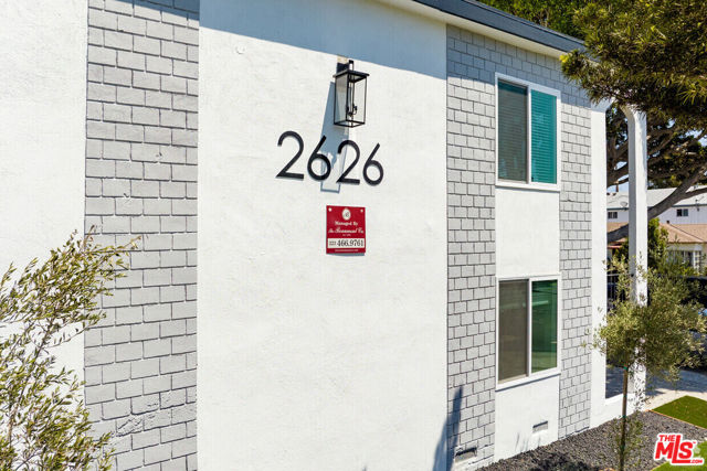 Image 20 of 23 For 2626 Cloverfield Boulevard