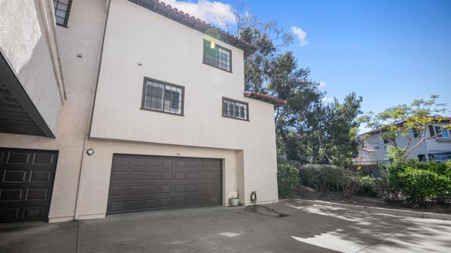 190 Bautista Court, Oceanside CA: https://media.crmls.org/mediaz/95f0768a-5040-4d15-85f5-d79a6dcf936d.jpg