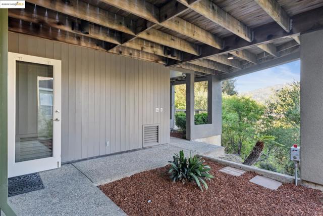Image 51 of 60 For 6148 Ocean View Dr