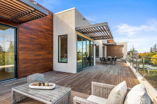 Image 18 of 29 For 4115 El Camino Real  Whole Buil