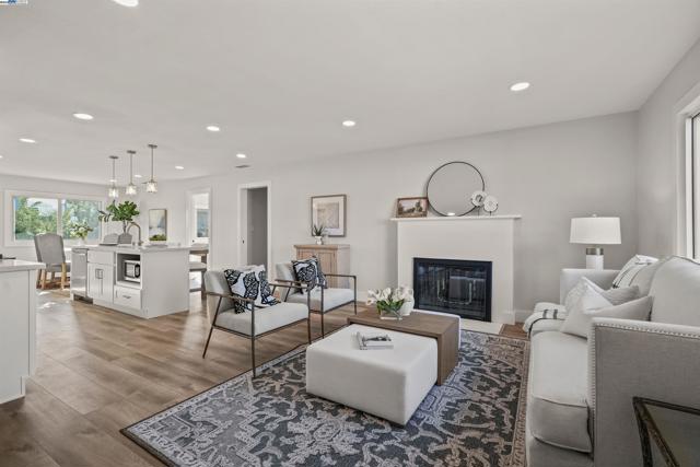 625 3rd Ave, San Bruno CA: https://media.crmls.org/mediaz/95f82a78-cbdc-43b2-80ec-385e5a1cfa4a.jpg