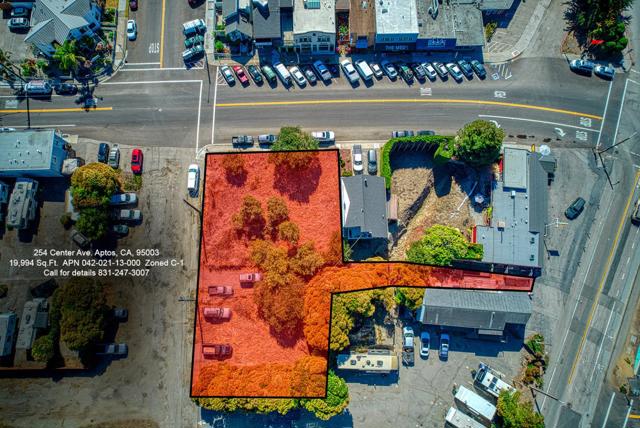 254 Center Avenue, Aptos CA: https://media.crmls.org/mediaz/95f908eb-5310-47ae-a4d0-72a0c75fa132.jpg