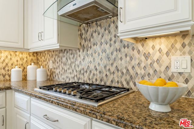 2407 Clark Lane, Redondo Beach, California 90278, 4 Bedrooms Bedrooms, ,2 BathroomsBathrooms,Residential,Sold,Clark,23296399