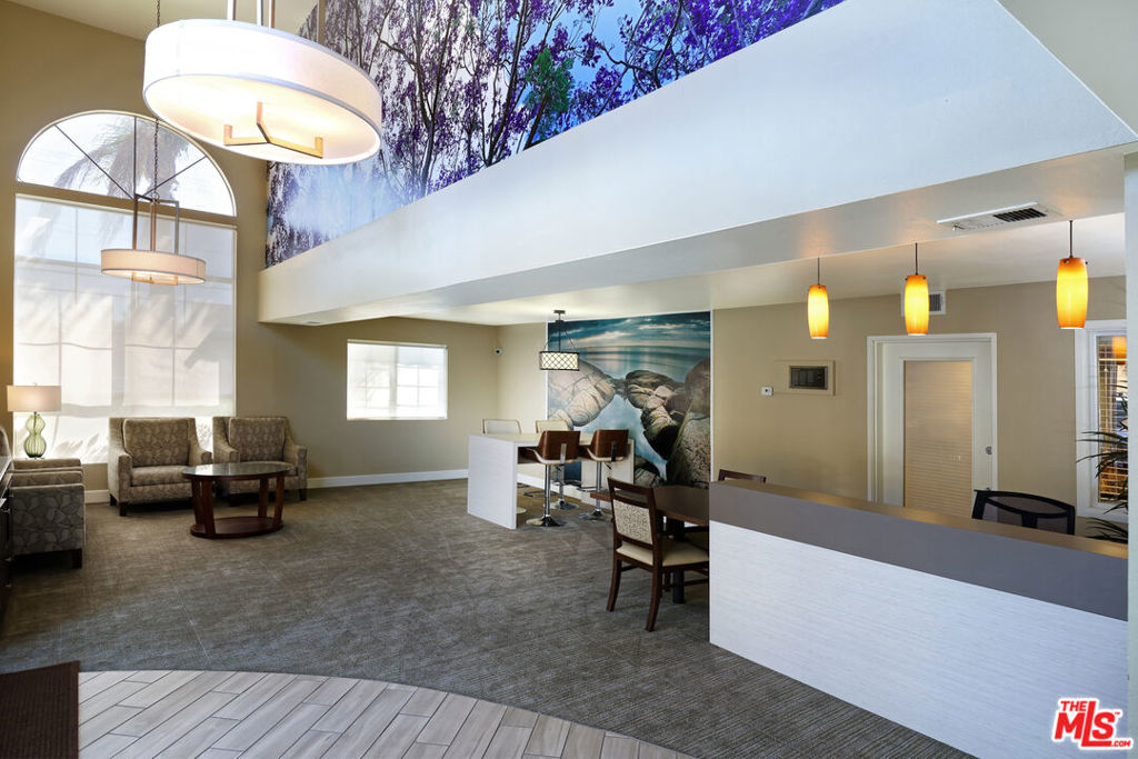 95f9fb1e 2519 4b4d 942b E04c73d077ef