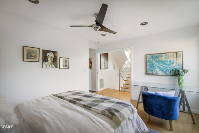 Detail Gallery Image 26 of 48 For 475 Rustic Dr, Los Angeles,  CA 90065 - 3 Beds | 3/1 Baths