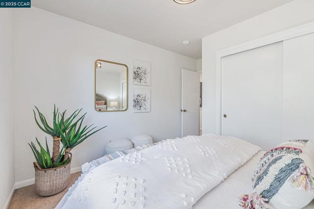 61 Alberta Ter, Walnut Creek CA: https://media.crmls.org/mediaz/95fbe0f9-47dc-4704-a4f9-0519a6ba786c.jpg
