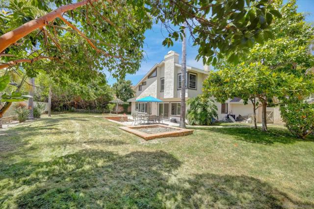 1103 Countrywood Ln, Vista CA: https://media.crmls.org/mediaz/95fc1a2c-c5db-4721-88fd-e696417df57a.jpg